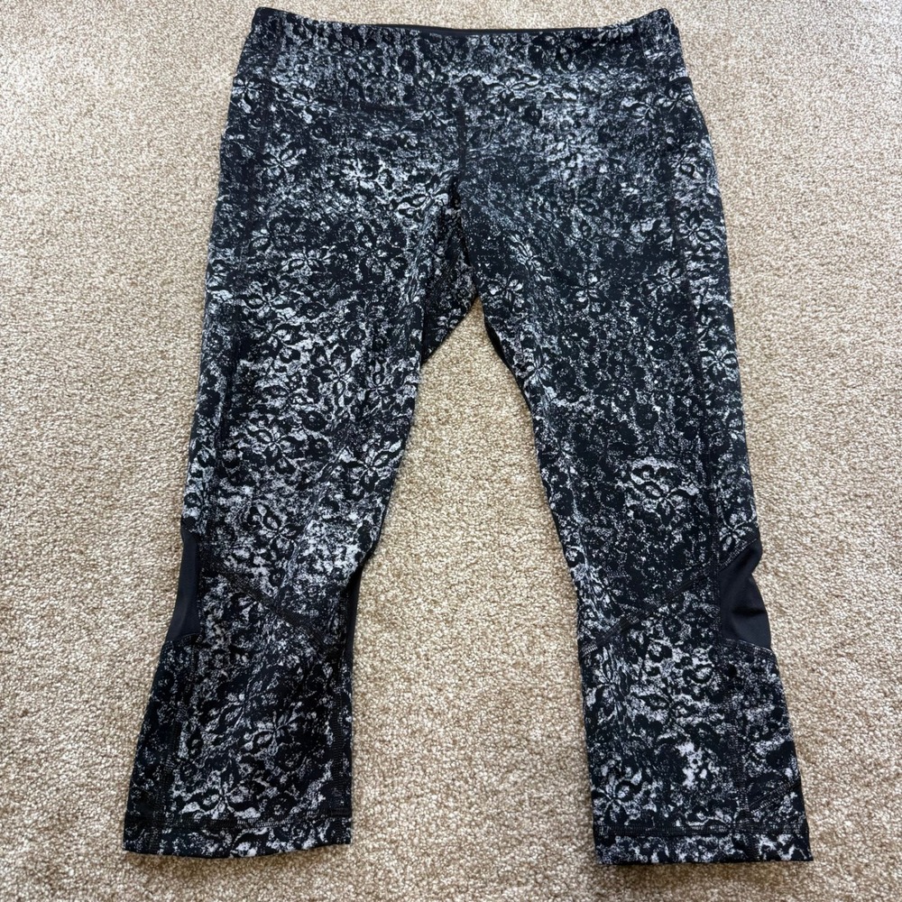 Lululemon Pace Rival Crop Leggings 12 Black White Lace Floral Mesh Workout Yoga